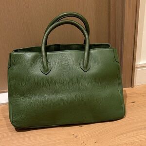 Suarez Forest Green Tote Bag